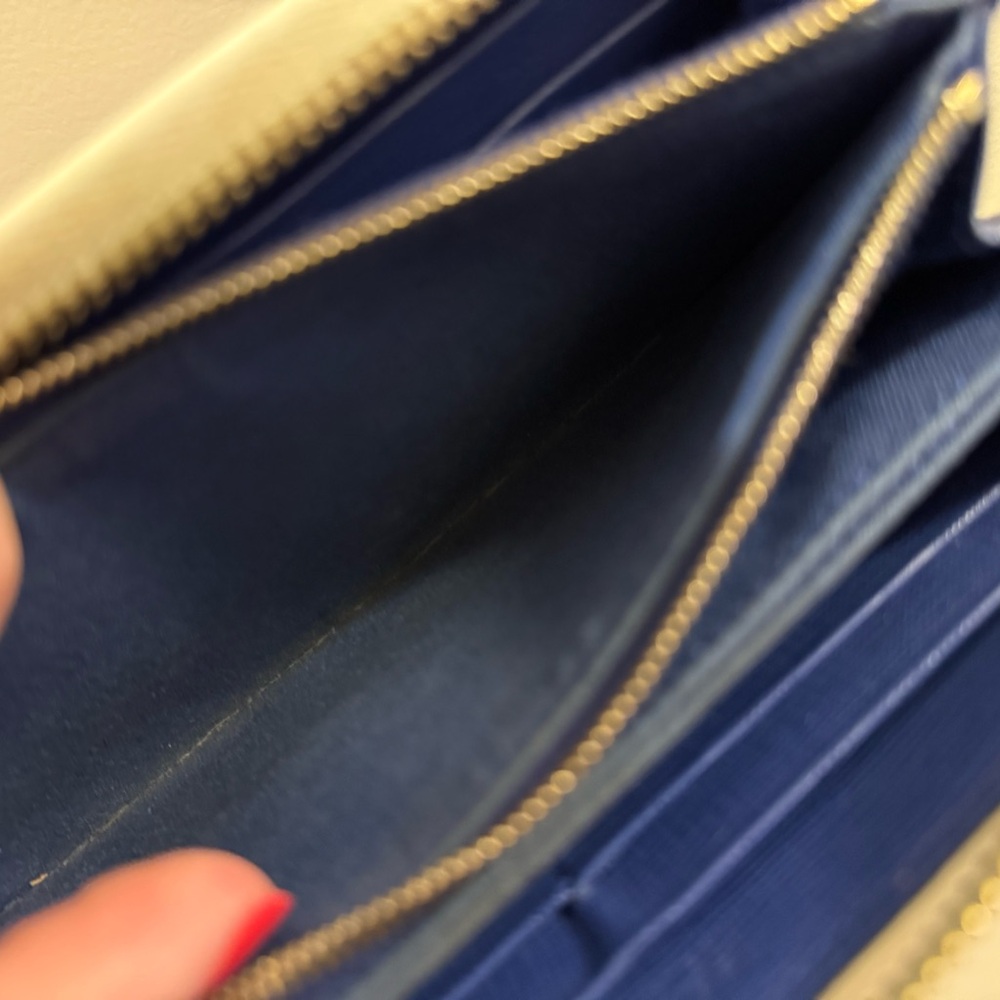 **RARE** Fendi Graffiti Long Wallet - Picture 10 of 10
